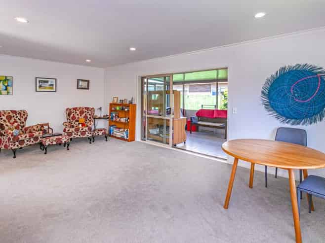 8 Garden Grove, Tairua