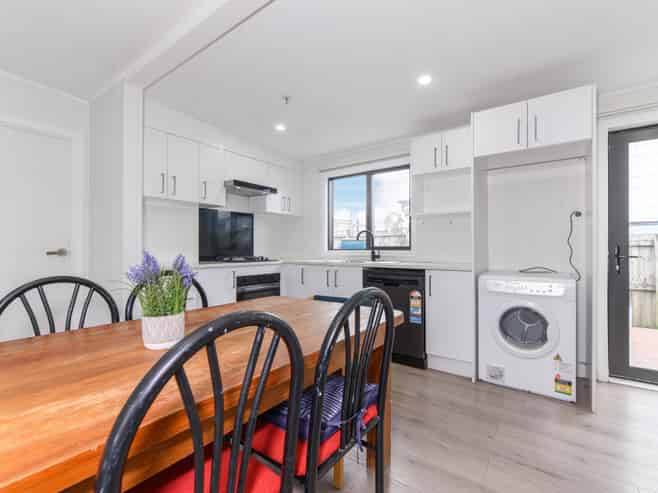 24B Bates Street, Papakura
