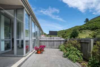 2/1 Angle Street, Picton