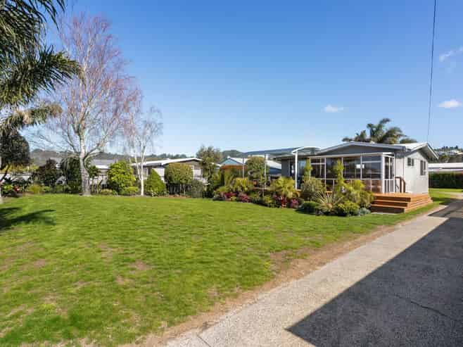 203 Tui Road, Whangamata