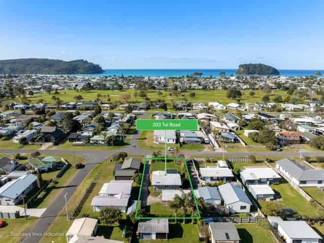 203 Tui Road, Whangamata