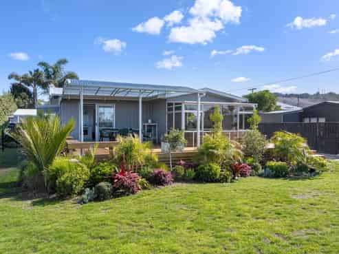 203 Tui Road, Whangamata
