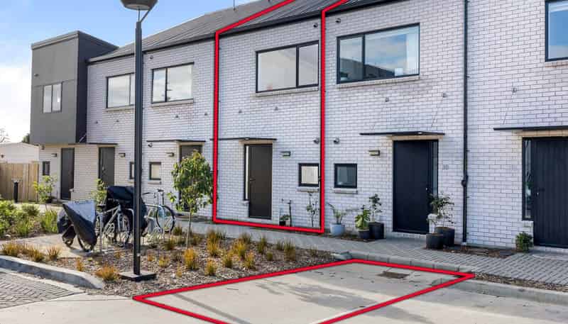 37 Ivy Nola Way, Henderson