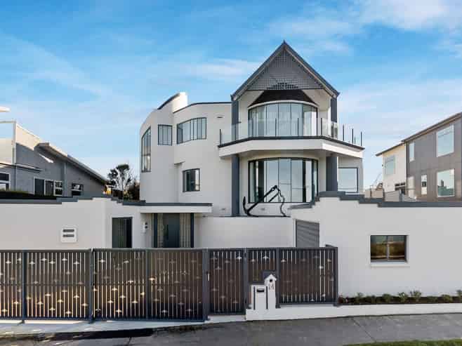 14 Climie Terrace, Waimataitai