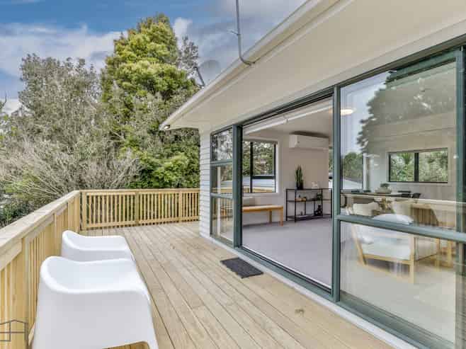 33 Cron Avenue, Te Atatu South