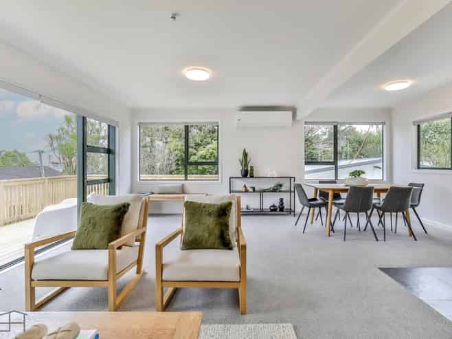 33 Cron Avenue, Te Atatu South