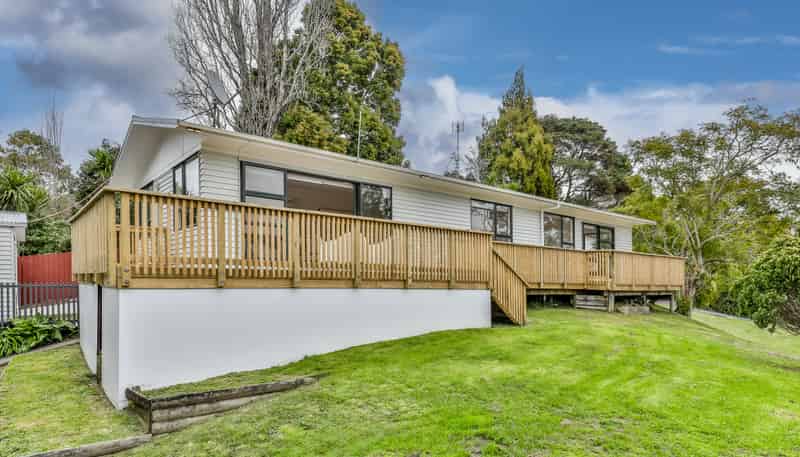 33 Cron Avenue, Te Atatu South