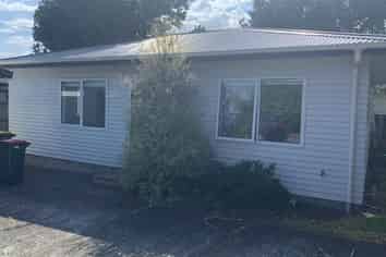 a/16 Evans Road, Weymouth