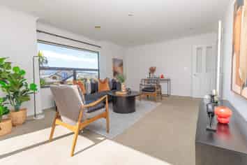 80 Erlestoke Crescent, Churton Park