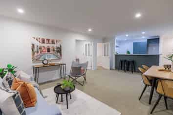 80 Erlestoke Crescent, Churton Park