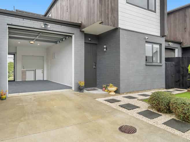 44 Dignity Street, Papakura