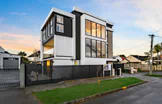 1/8 Sayegh Street, St Heliers
