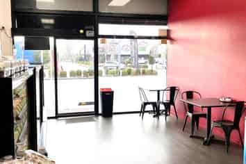High-Profile Retail & Hospitality Space