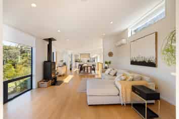 110 Mount Pleasant Road, Mount Pleasant