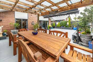 18 WANGANUI ROAD, Marton