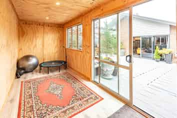 18 WANGANUI ROAD, Marton