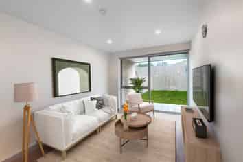 65 Helen Jenepher Lane, Mount Wellington