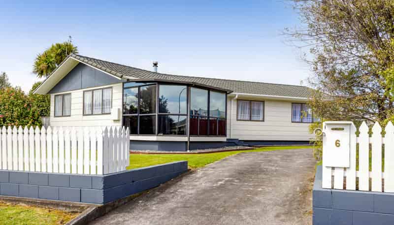 6 Sunnyvale Street, Bell Block