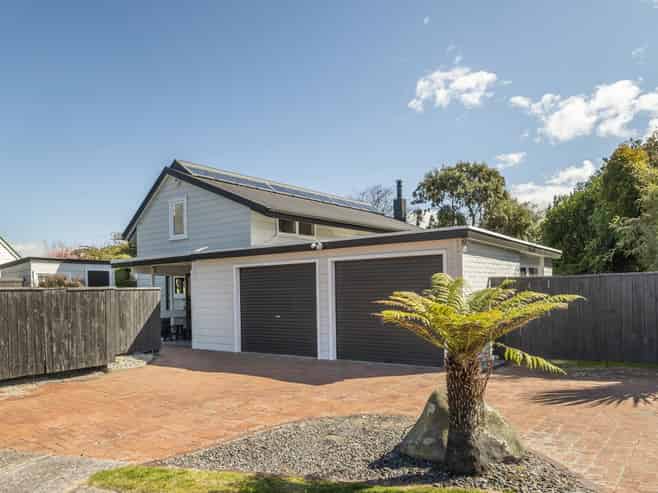 69 Mere Road, Taupo