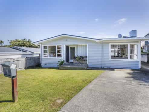 16 Quebec Street, Kingston