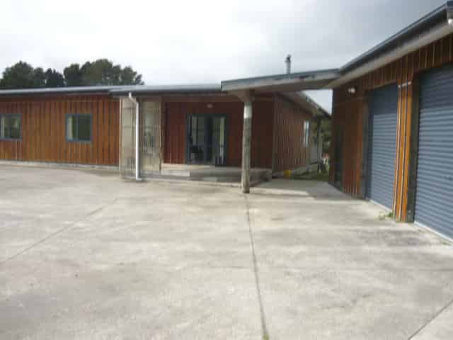 32 Nikau Lane, Maungaturoto