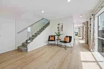17 Collier Drive, Flat Bush
