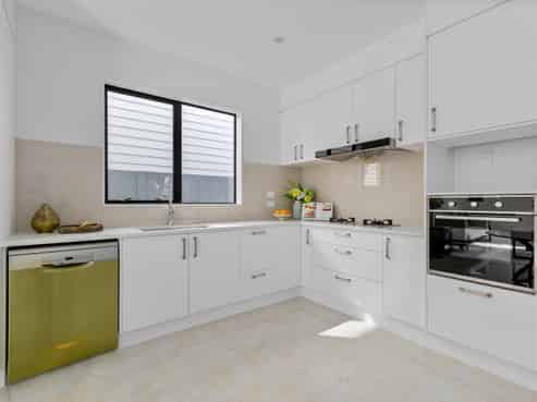 10D Pax Avenue, Forrest Hill