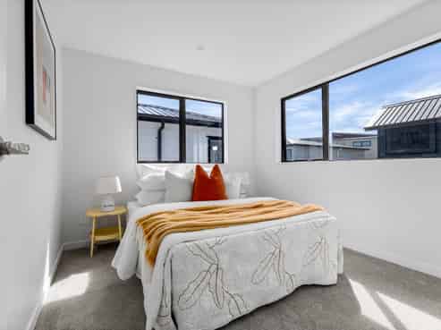 10D Pax Avenue, Forrest Hill