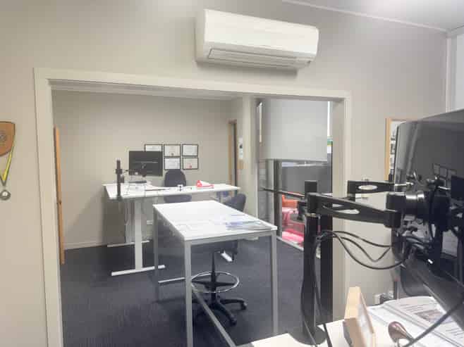 264m² Office + 11 Car Parks | Flexible Fitout Options Available