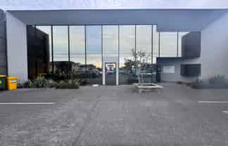 264m² Office + 11 Car Parks | Flexible Fitout Options Available