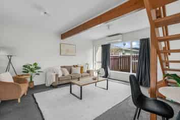 10/21 Islington Street, Trentham