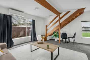 10/21 Islington Street, Trentham