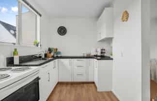10/21 Islington Street, Trentham