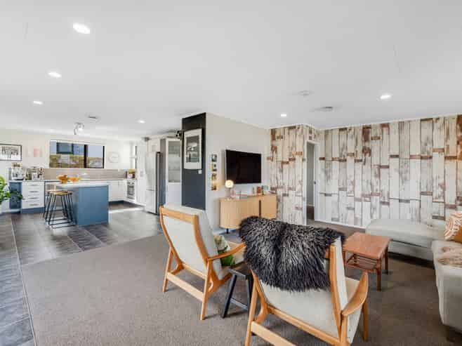 7B Whitford Avenue, Mount Wellington