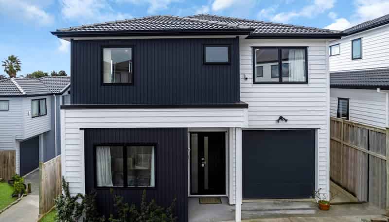24A  Tui Crescent, Manurewa