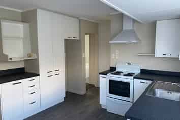 2 Waimarie Park, Levin