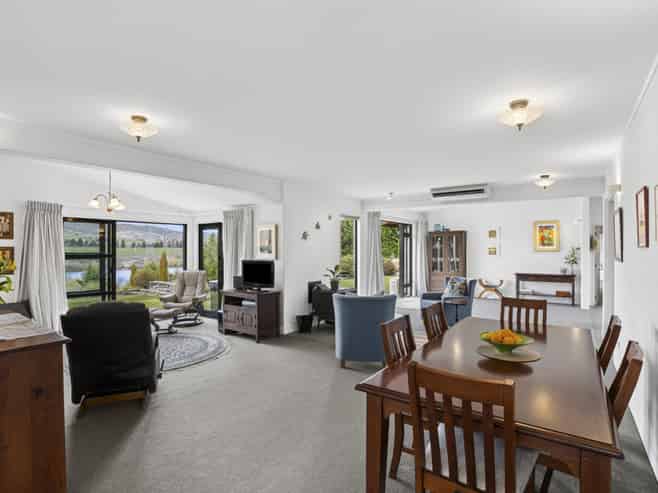 8 Panners Cove Lane, Cromwell