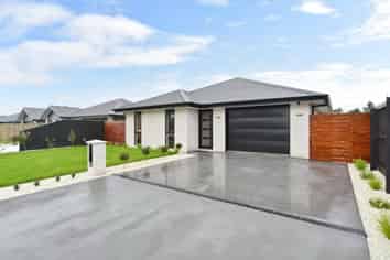70 Quinn Crescent, Woodend, Christchurch, Woodend