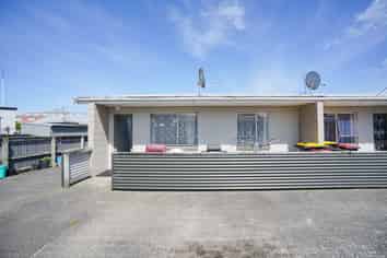 1/8A Avenal Street, Avenal