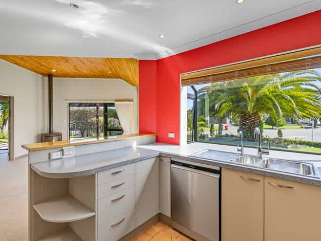 2 Quadrant Heights, Paraparaumu