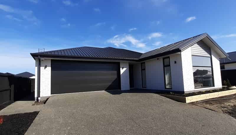 50 McCaw Road, Lincoln