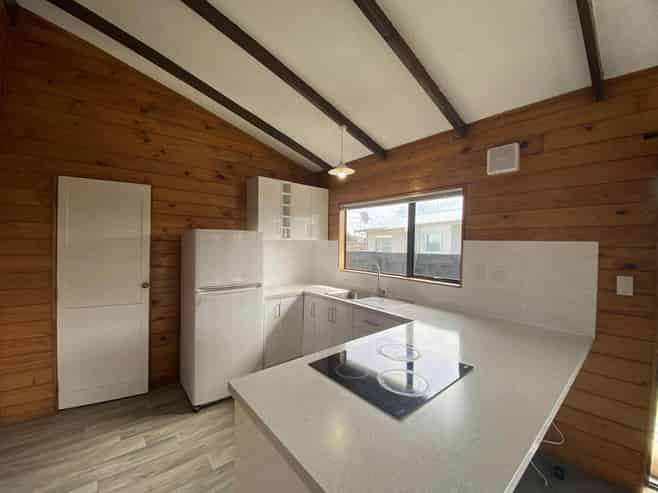 407A Ngatai Road, Bellevue