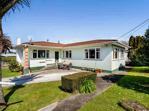 99 Clawton Street, Westown