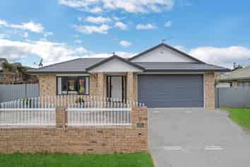 26 Glenveagh Park Drive, Weymouth