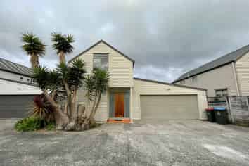 22F Mead Street, Avondale