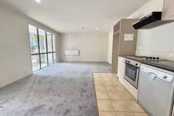1G/1 Wadier Place, Henderson