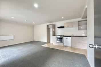 1G/1 Wadier Place, Henderson