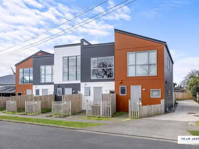  2/4 Ranier Street, Ellerslie