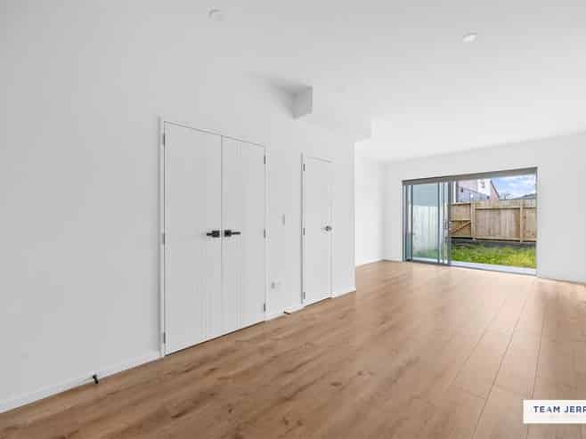 2/4 Ranier Street, Ellerslie