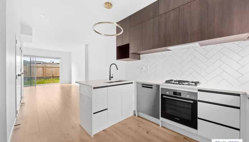 2/4 Ranier Street, Ellerslie